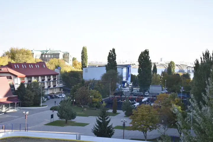 Саратов: Отель Звездный