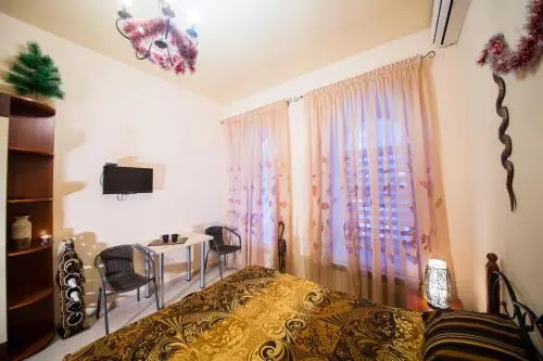 Саратов: Sobornaya ploshad' apart-hotel 1