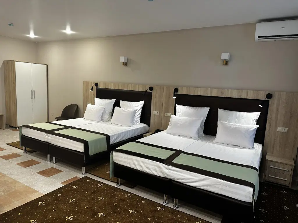 carousel image 1