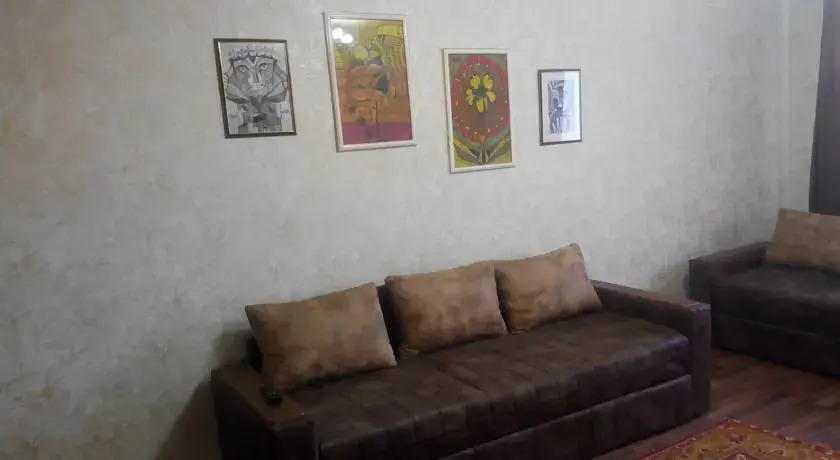 Волгоград: Guest House Na Internatsionalnoy