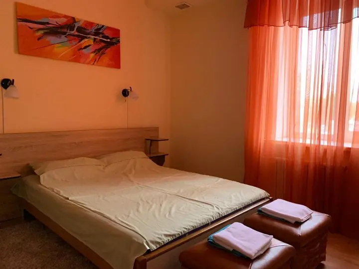 Ейск: 10 Rooms