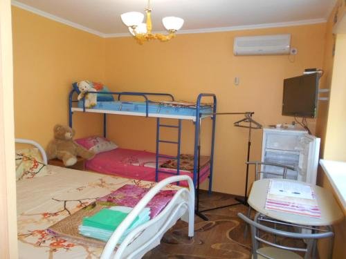Ейск: Guest house 100%