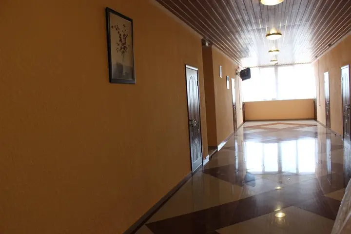 Должанская: Отель Адель