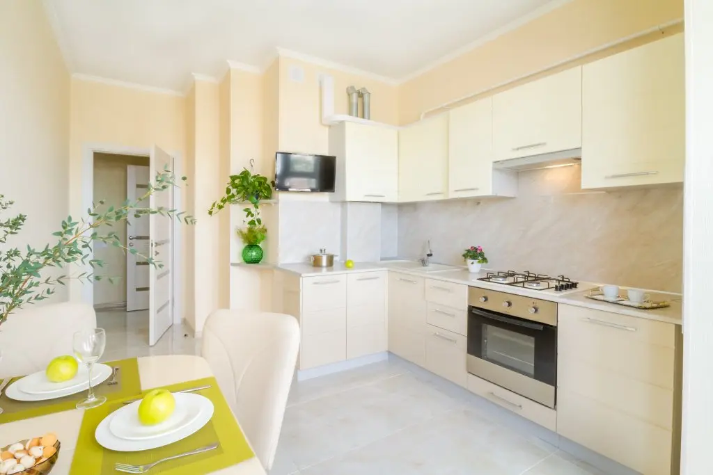 Новороссийск: Chaykovskogo 10A Apartments