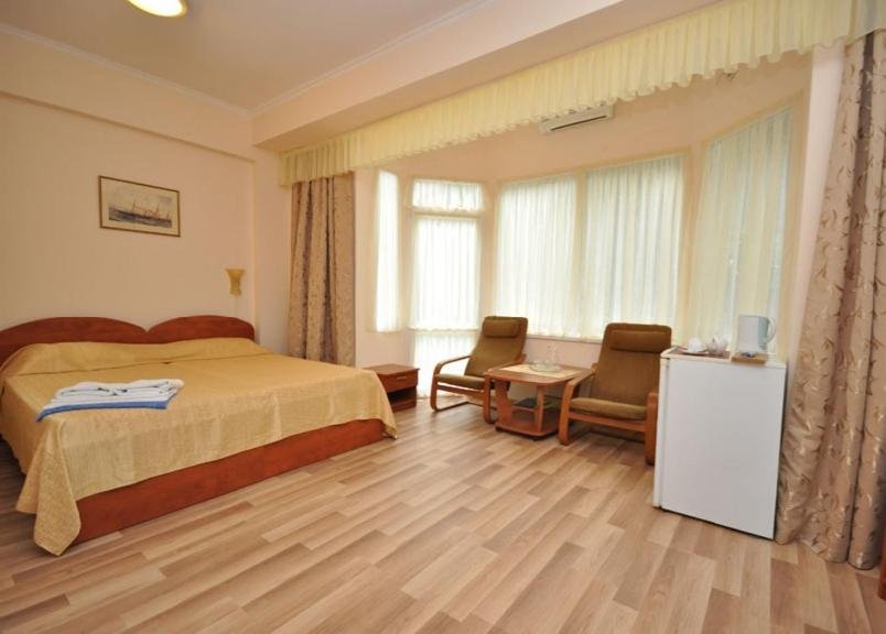 Анапа: Hotel Lazurny
