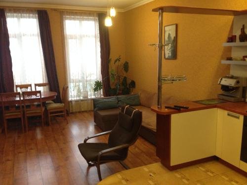 Геленджик: Apartamenty on Rucheinaya