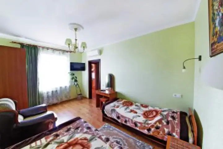 Анапа: Apartment in the center, next to the sandy beach