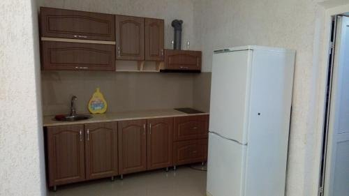 Ейск: Apartment on Pervomayskaya 129