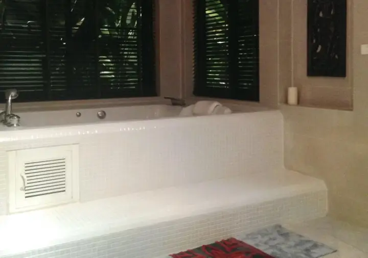 Тхаланг: Bunga Monta Villa