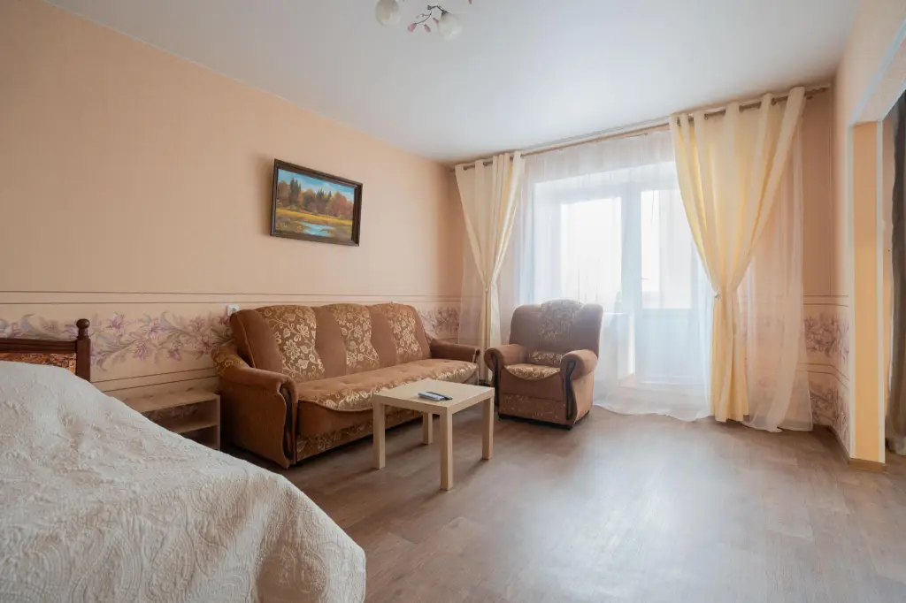 Воронеж: Атлант на улице Степана Разина 37