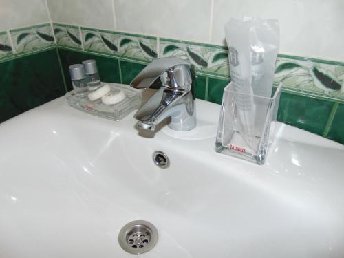 Кучугуры: Azovskaya Riv'Era Guest House