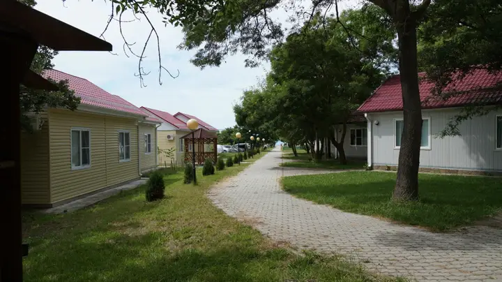 Геленджик: База Отдыха Взлет