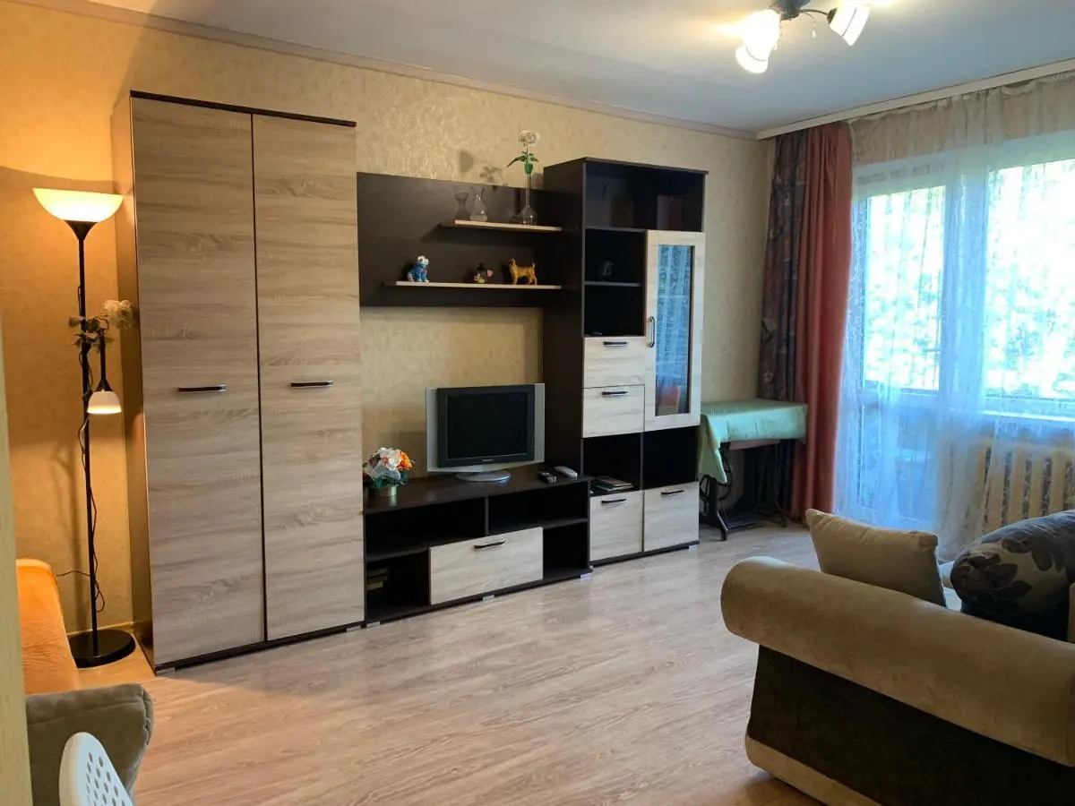 Калининград: Apartment on Gorkogo 40