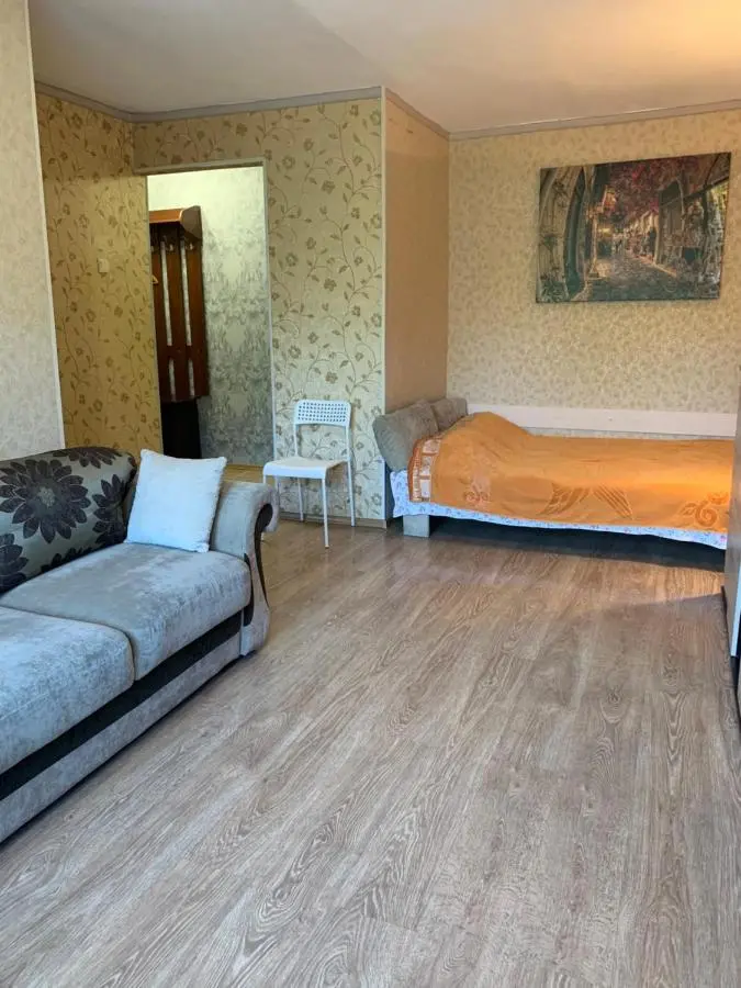 Калининград: Apartment on Gorkogo 40