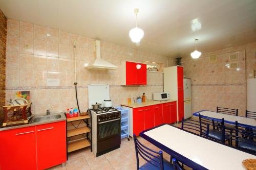 Анапа: Cottage Turgeneva 98 B