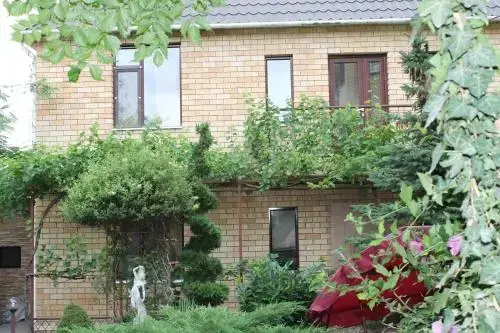 Анапа: Diana cottage with apartments