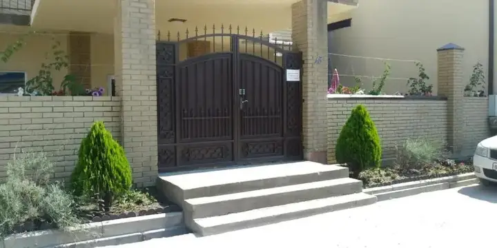 Сукко: Formula Guest House