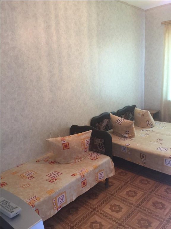 Витязево: Guest house Antiei