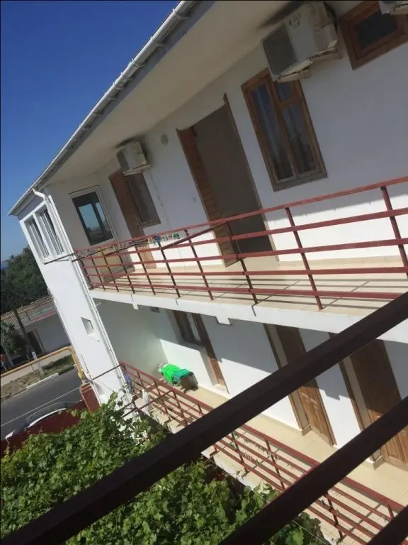 Витязево: Guest house Antiei