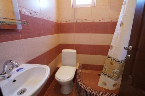 Анапа: Guest House Adenium