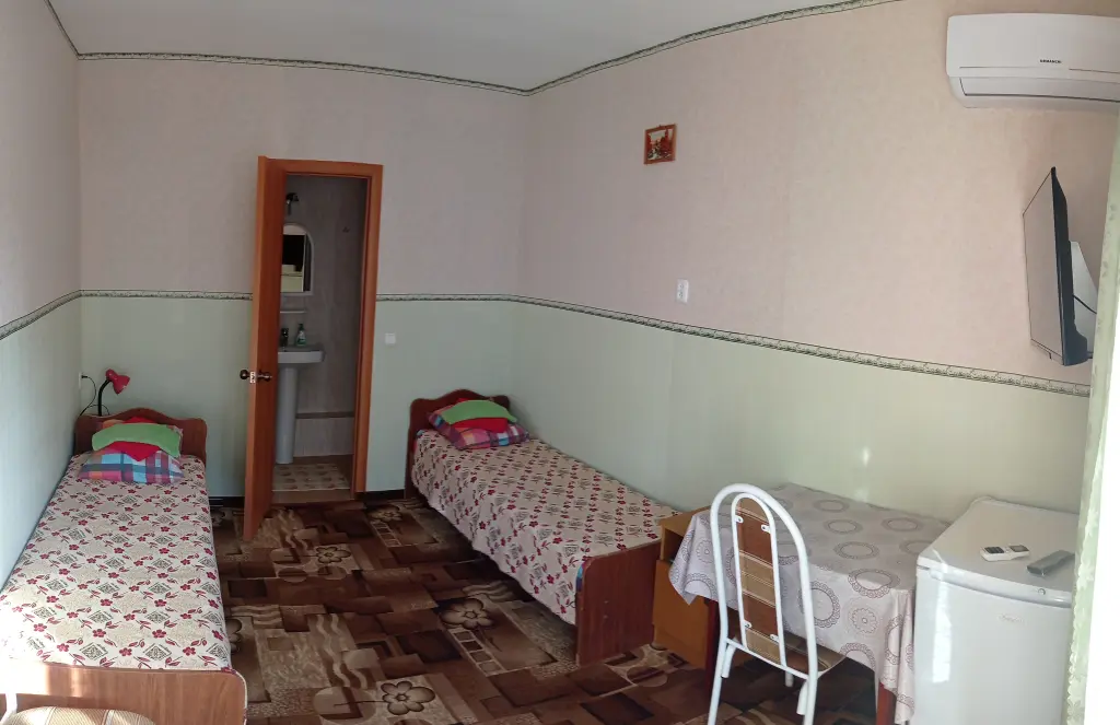 Анапа: Гостевой дом Ангелина