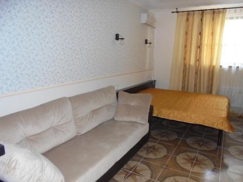 Анапа: Guest House Sakhalin