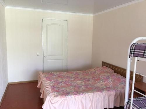 Должанская: Guest House