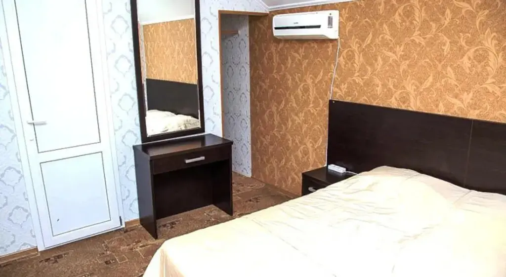 Анапа: Guest house Alexandr