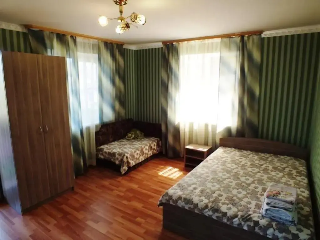 Ейск: Guest House Almaz