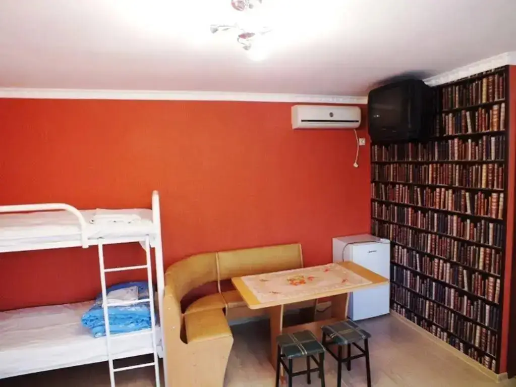 Ейск: Guest House Almaz