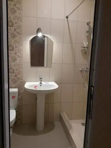 Кабардинка: Guest House Dinastiia