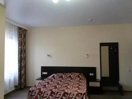 Кабардинка: Guest House Dinastiia