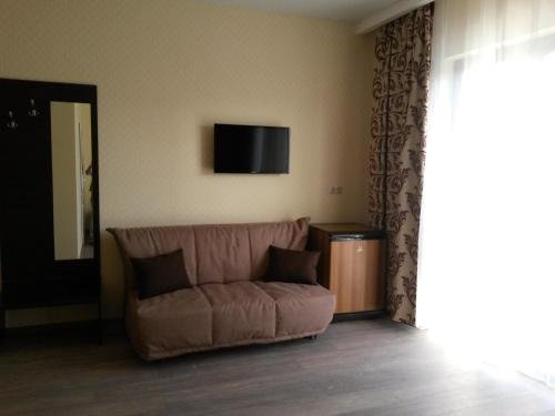 Кабардинка: Guest House Dinastiia