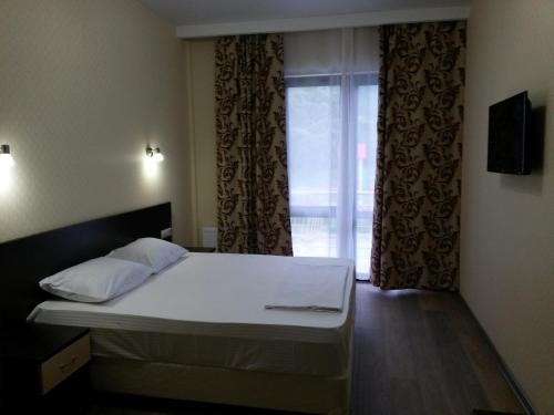 Кабардинка: Guest House Dinastiia