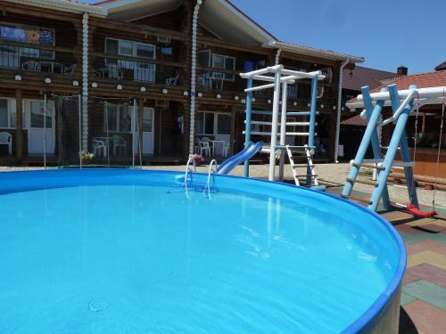 Анапа: Guest House Ecohouse Belye Rosy