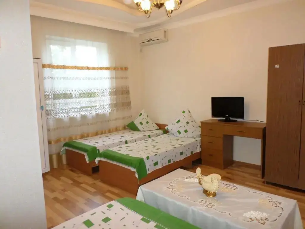 Кабардинка: Guest House Granat