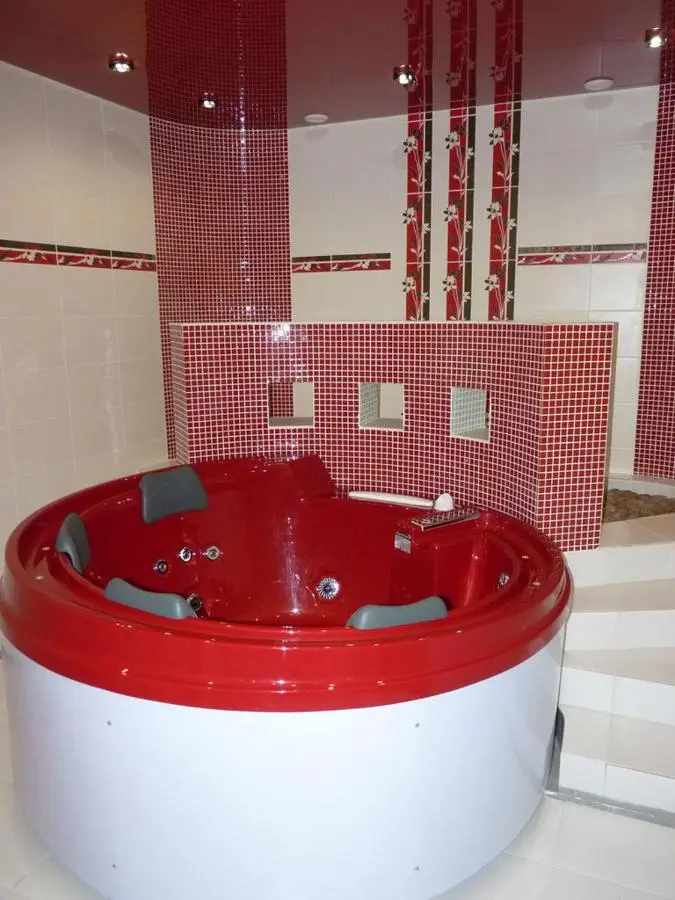 Южноуральск: Tropikana Hotel
