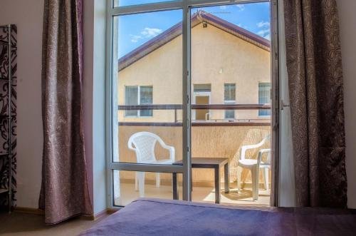 Витязево: Idilly Guest House
