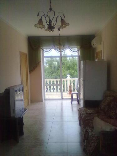 Витязево: Guest House Beliy Dom