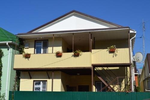 Голубицкая: Guest House Karavella
