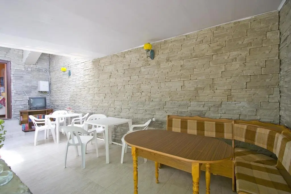 Анапа: Guest House Krymskaya 82