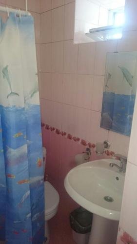Анапа: Guest House Lazurnaya 12