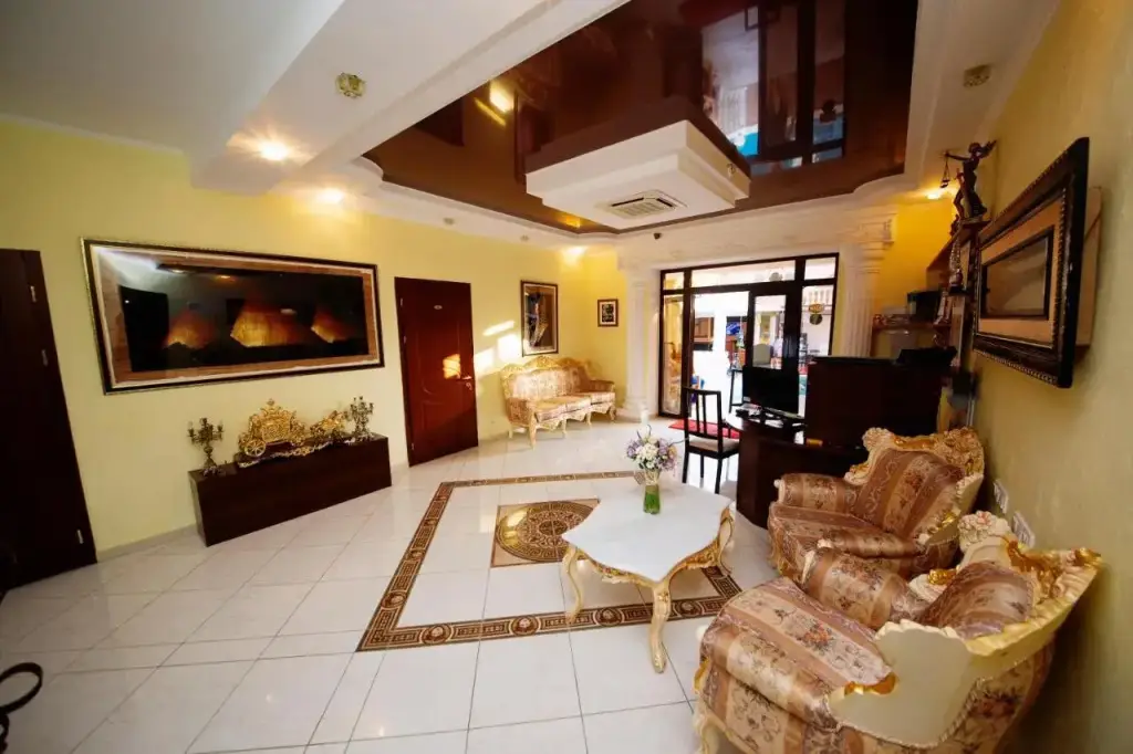 Витязево: Lubomir Guest House