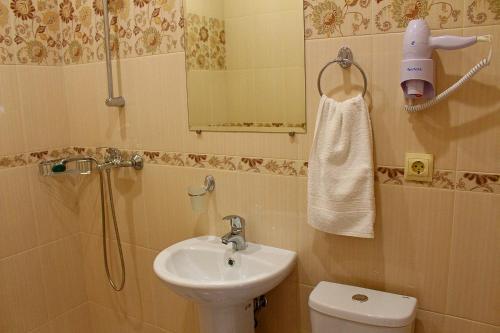 Геленджик: Guest House Nadezhda