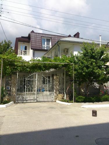 Геленджик: Guest House Nadezhda
