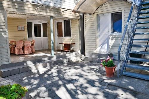 Анапа: Guest House on Gogolya 36A
