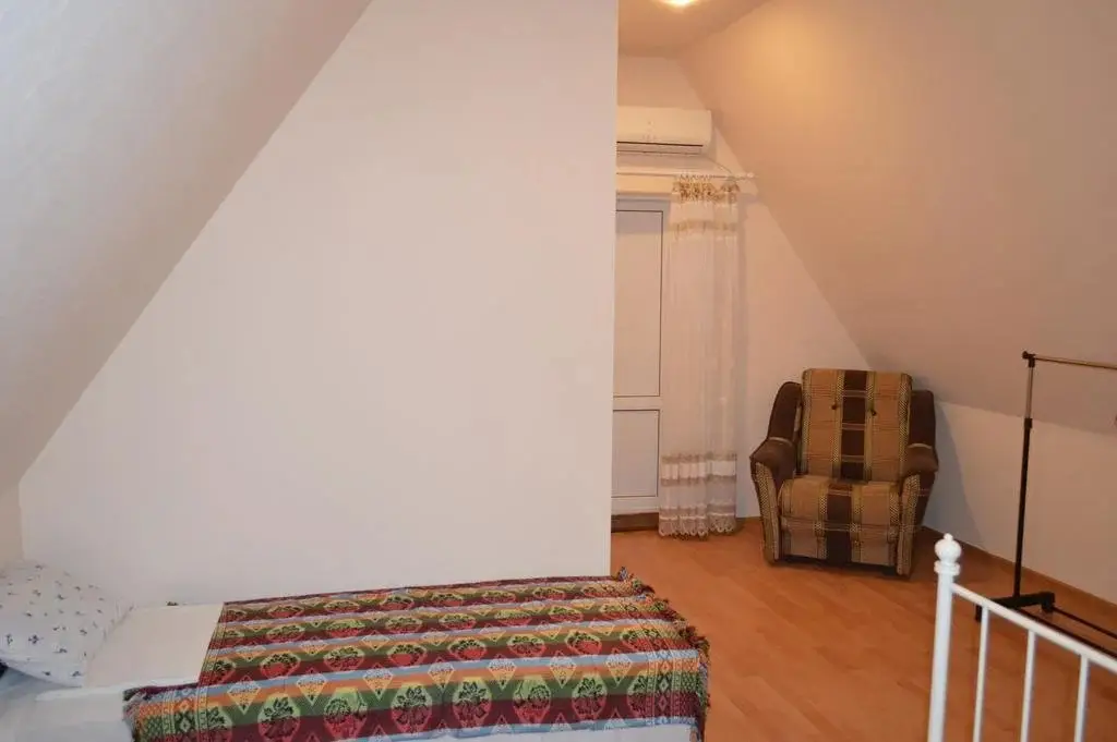 Анапа: Guest House on Gorkogo street 51