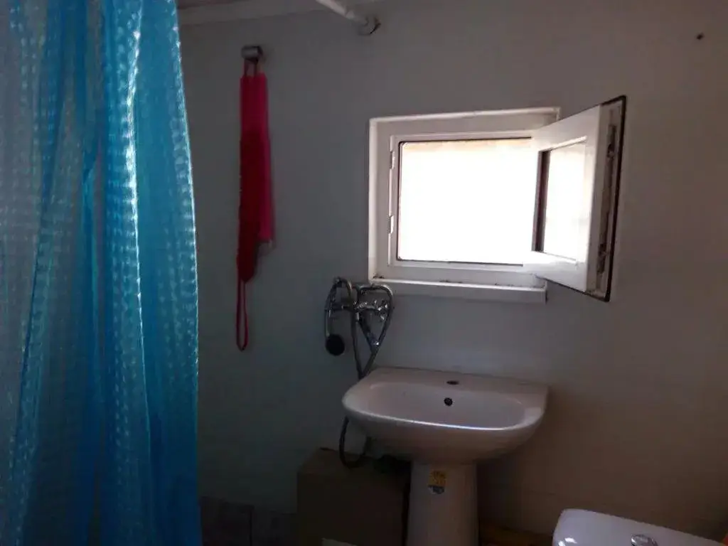 Витязево: Guest House on Komsomolskaya 22