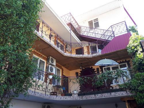 Анапа: Guest house on Krimskay