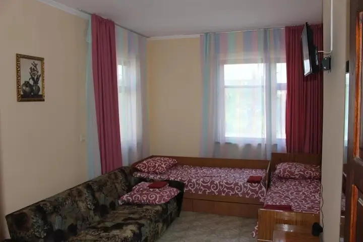 Анапа: Guest House on Leningradskaya